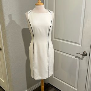 Size 6. White House Black Market.